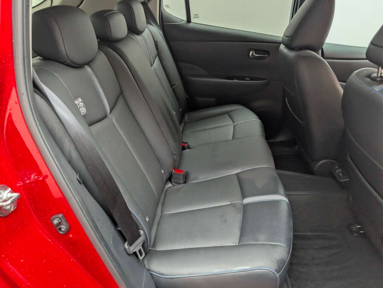 2022 NISSAN LEAF 2022 NISSAN LEAF