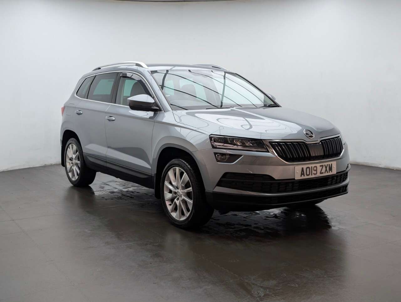 A 2019 SKODA KAROQ 1.0 TSI SE L SUV 5dr Petrol DSG Euro 6 (s/s) (115 ps) NAVIGATION+HEATED SEA A 2019 SKODA KAROQ 1.0 TSI SE L SUV 5dr Petrol DSG Euro 6 (s/s) (115 ps) NAVIGATION+HEATED SEA