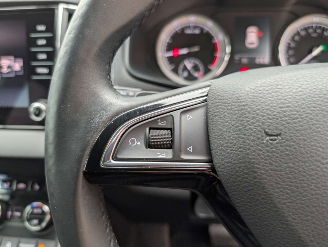 2019 SKODA KAROQ 2019 SKODA KAROQ