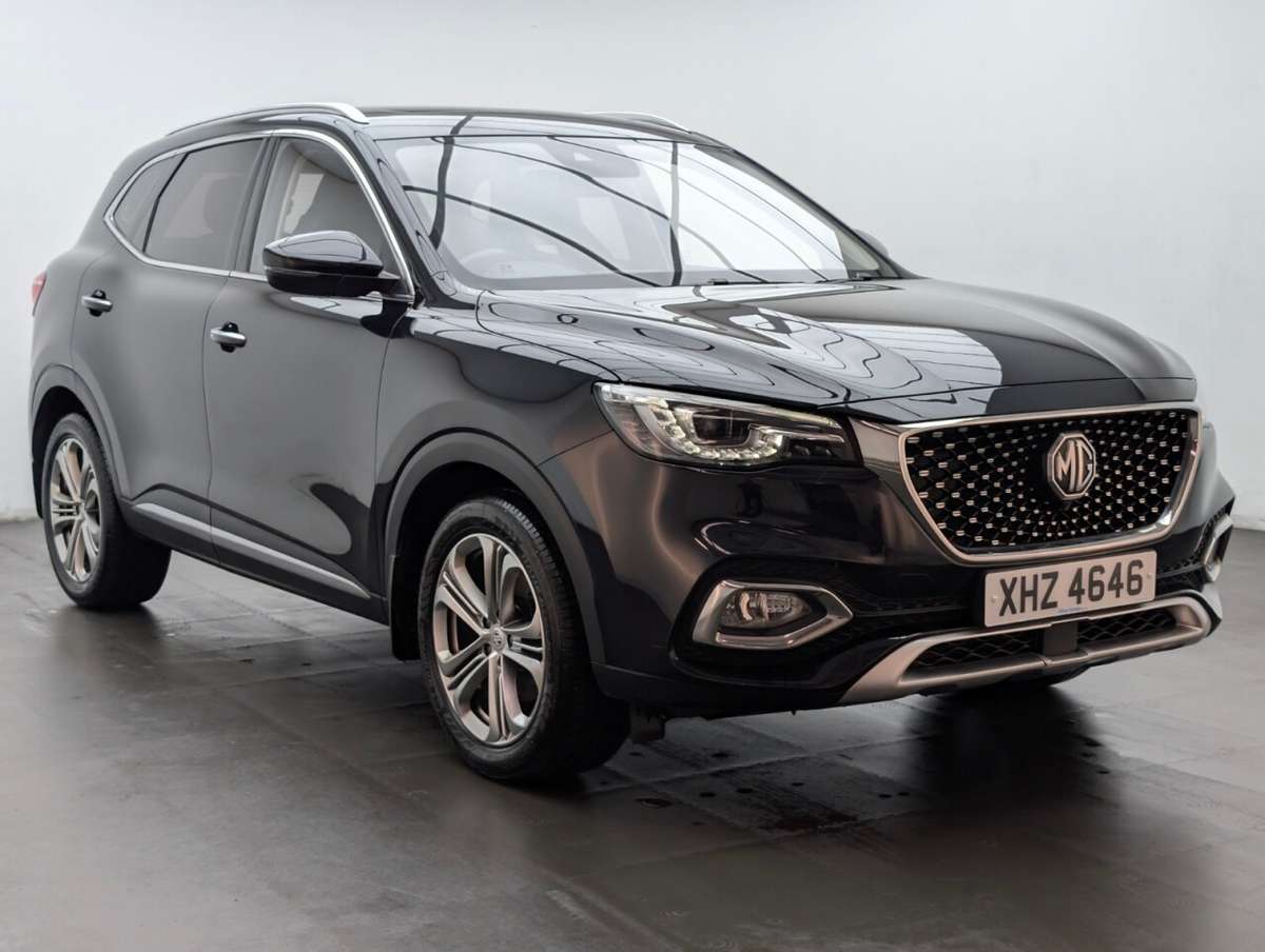 Check out this Mg Mg Hs 2020 Petrol Automatic