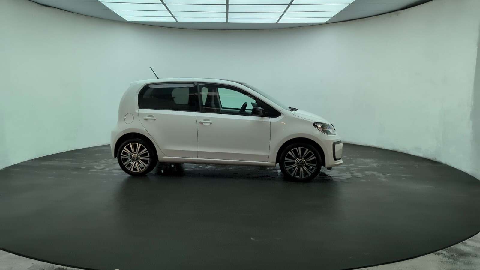 2020 VOLKSWAGEN UP! 2020 VOLKSWAGEN UP!