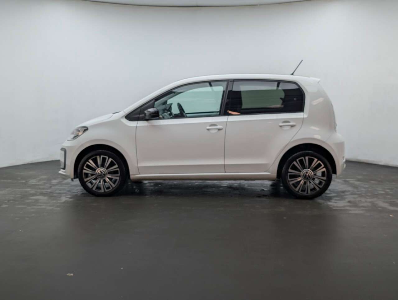 2020 VOLKSWAGEN UP! 2020 VOLKSWAGEN UP!