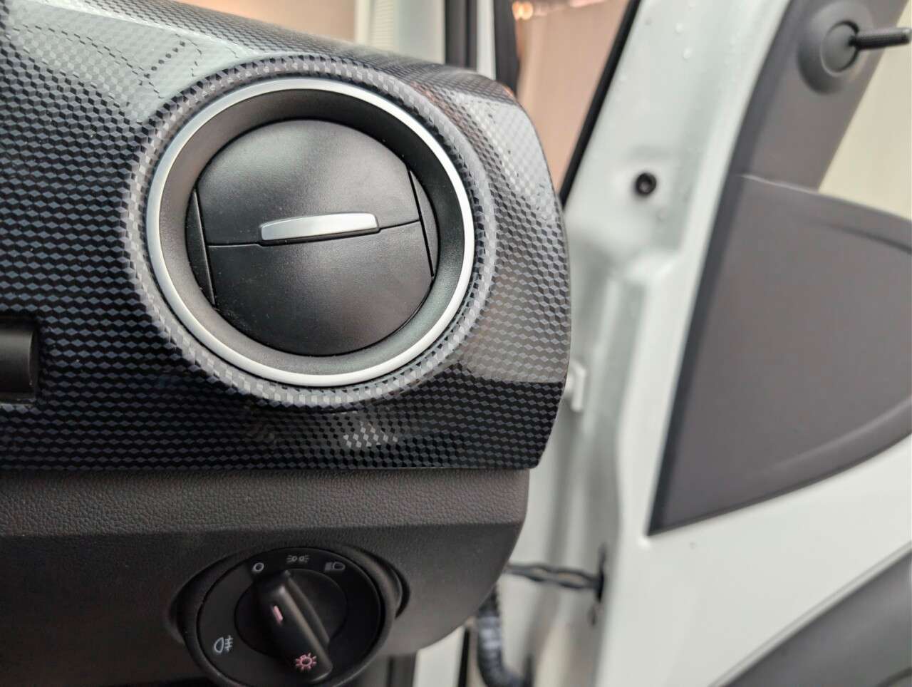 2020 VOLKSWAGEN UP! 2020 VOLKSWAGEN UP!