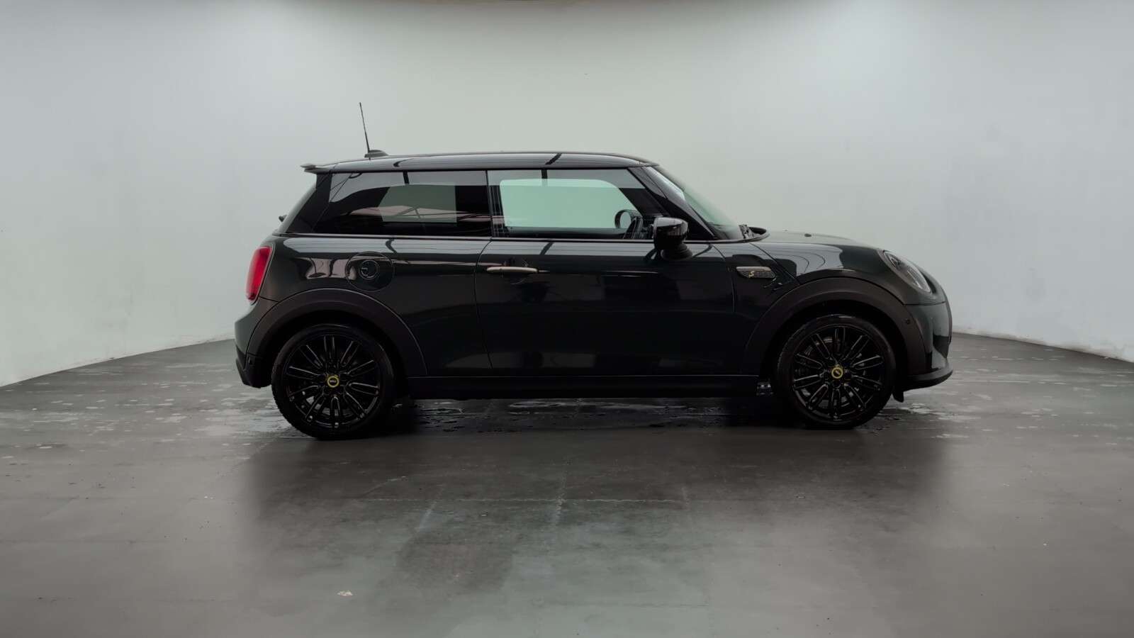 2023 MINI ELECTRIC HATCH 2023 MINI ELECTRIC HATCH