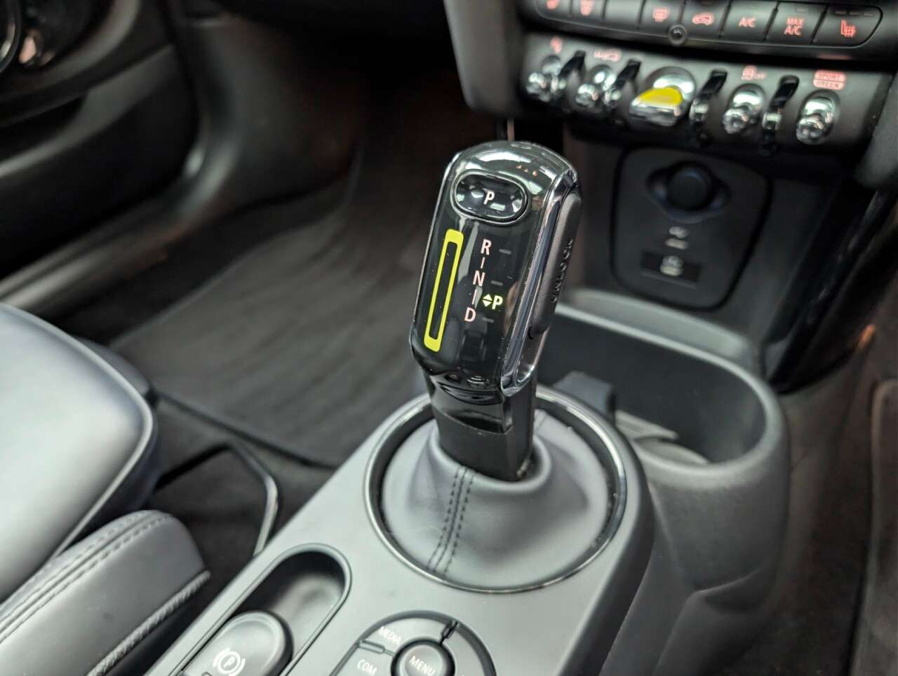 2023 MINI ELECTRIC HATCH 2023 MINI ELECTRIC HATCH