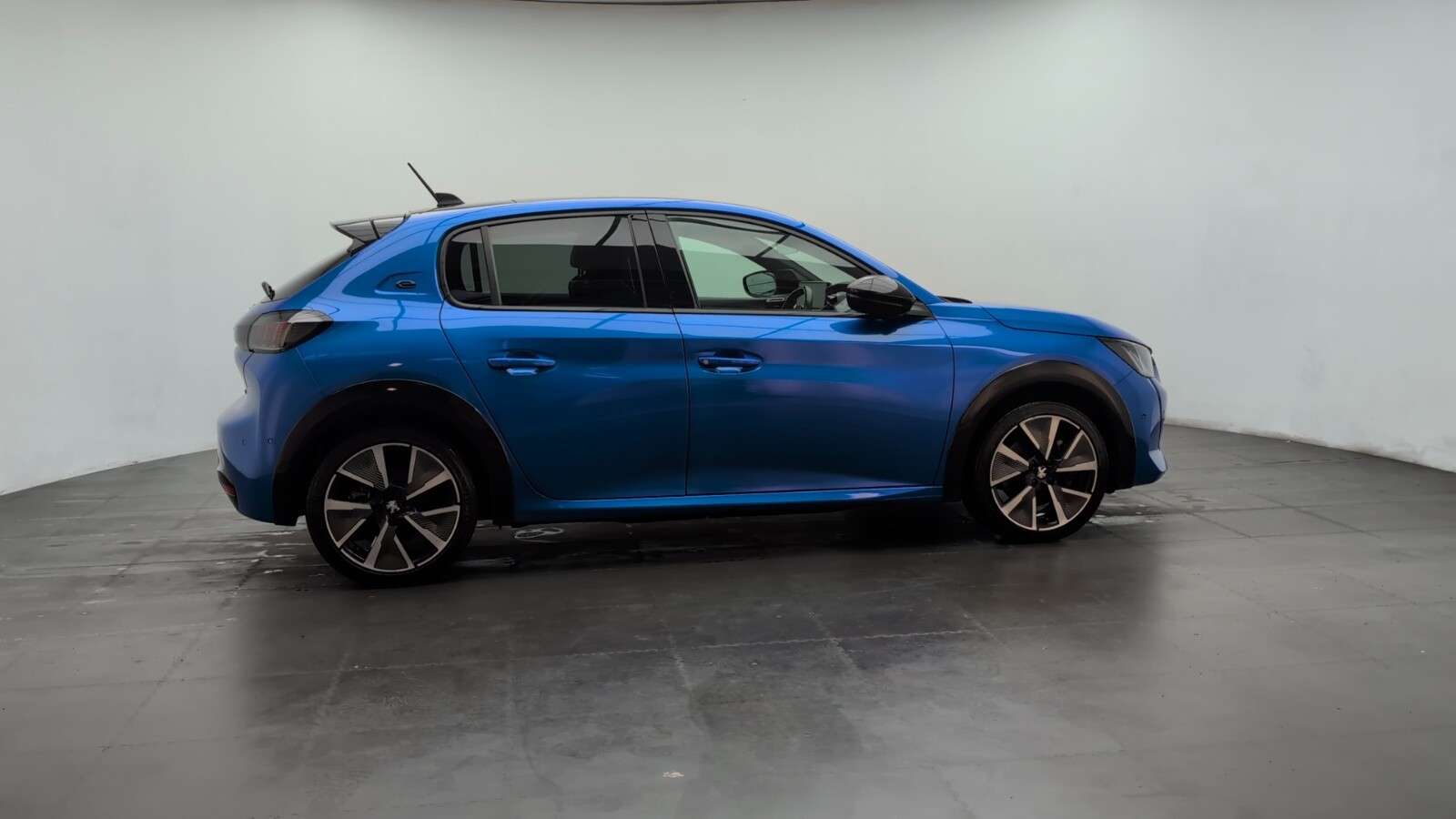 2021 PEUGEOT E-208 2021 PEUGEOT E-208