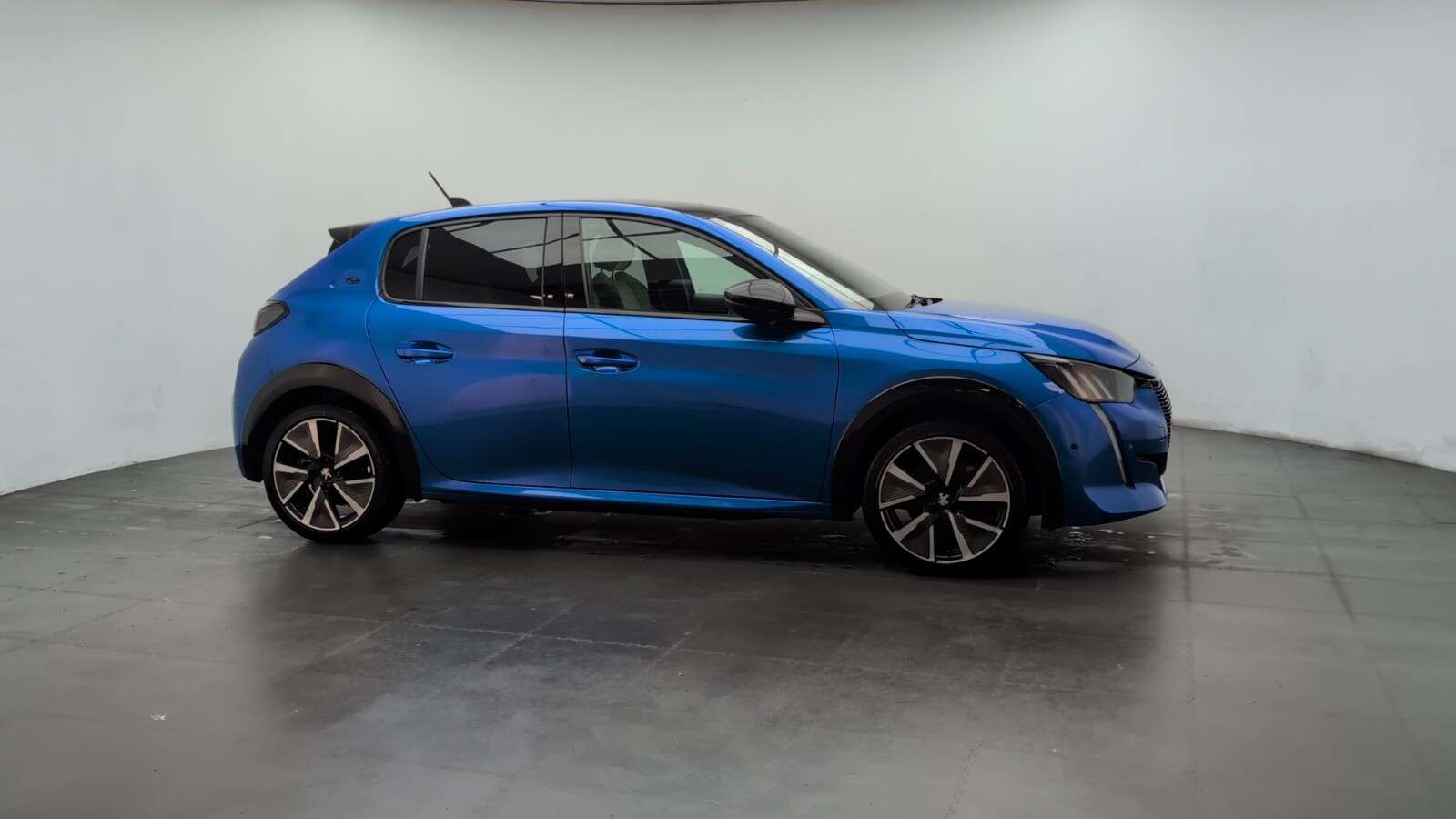 2021 PEUGEOT E-208 2021 PEUGEOT E-208