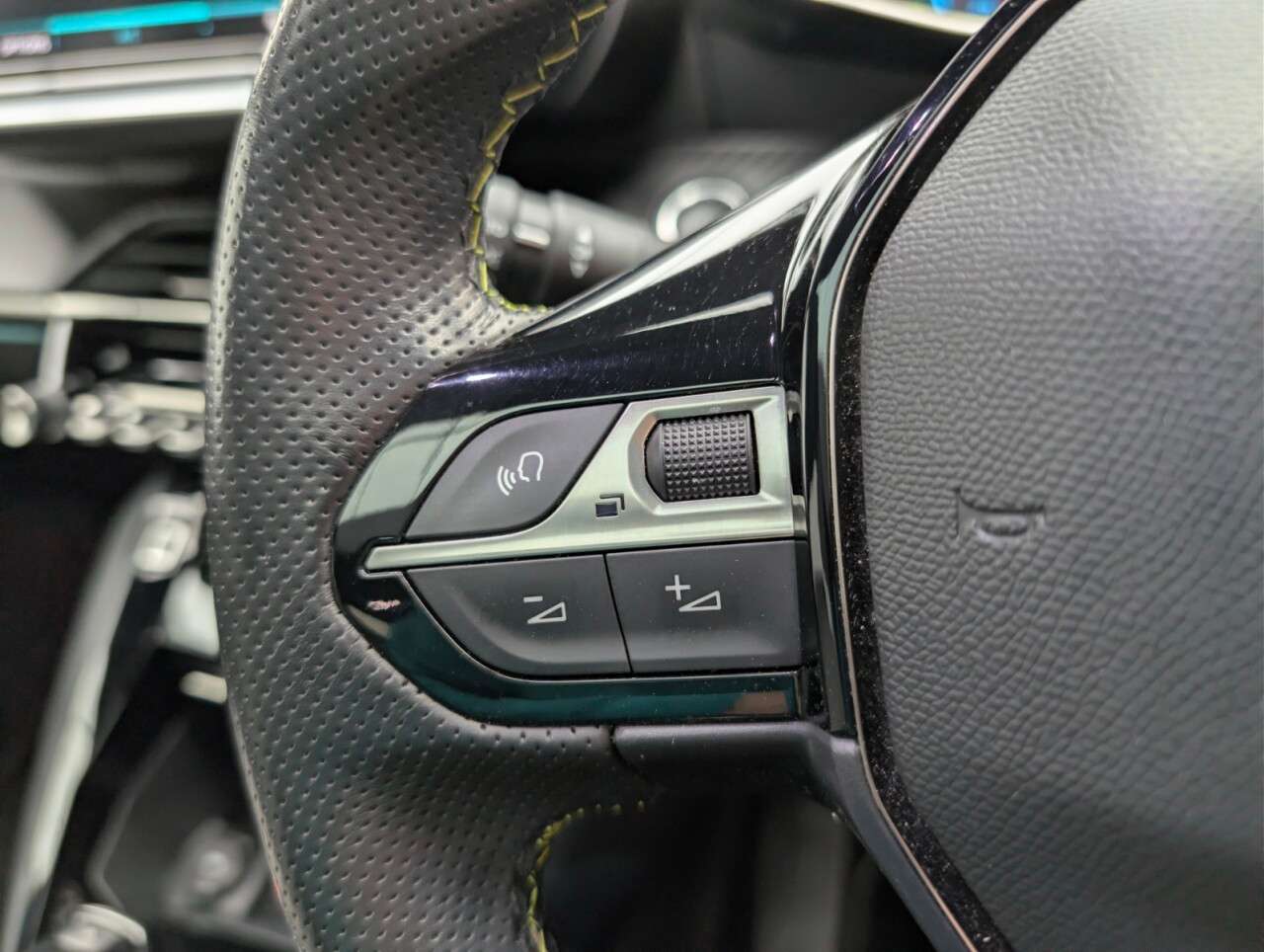 2021 PEUGEOT E-208 2021 PEUGEOT E-208