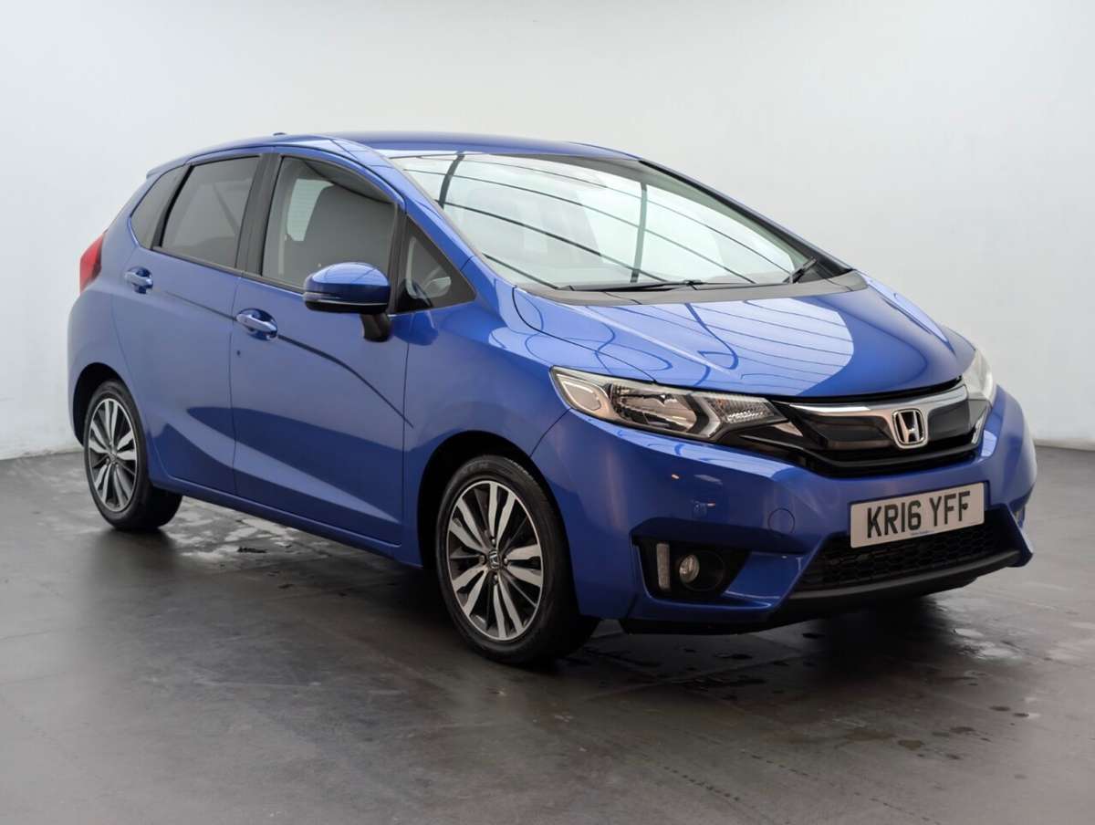 Check out this Honda Jazz 2016 Petrol Manual