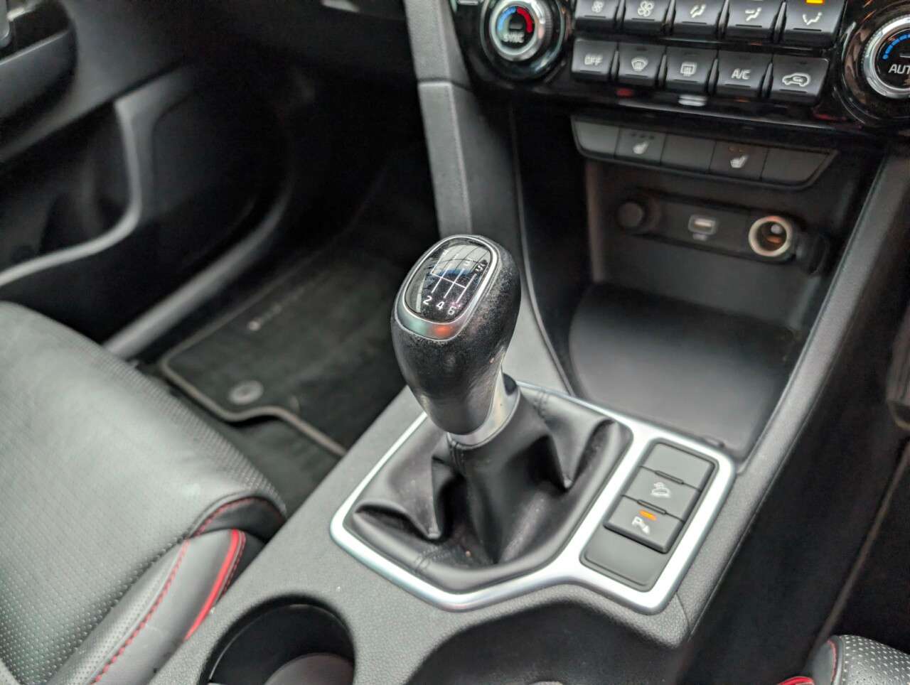 2020 KIA SPORTAGE 2020 KIA SPORTAGE