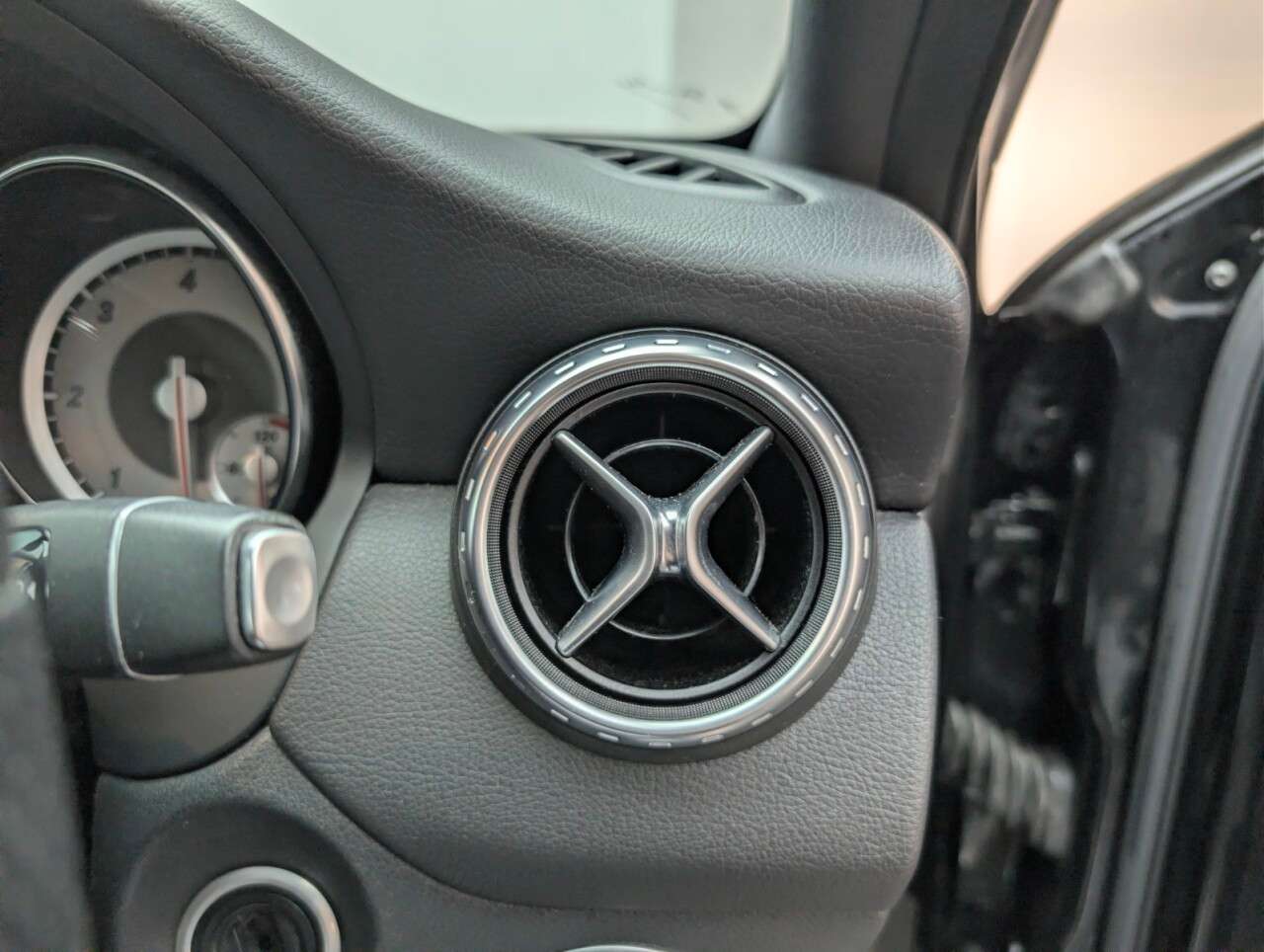 2017 MERCEDES-BENZ 180 2017 MERCEDES-BENZ 180