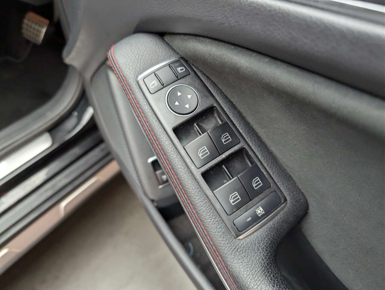 2017 MERCEDES-BENZ 180 2017 MERCEDES-BENZ 180