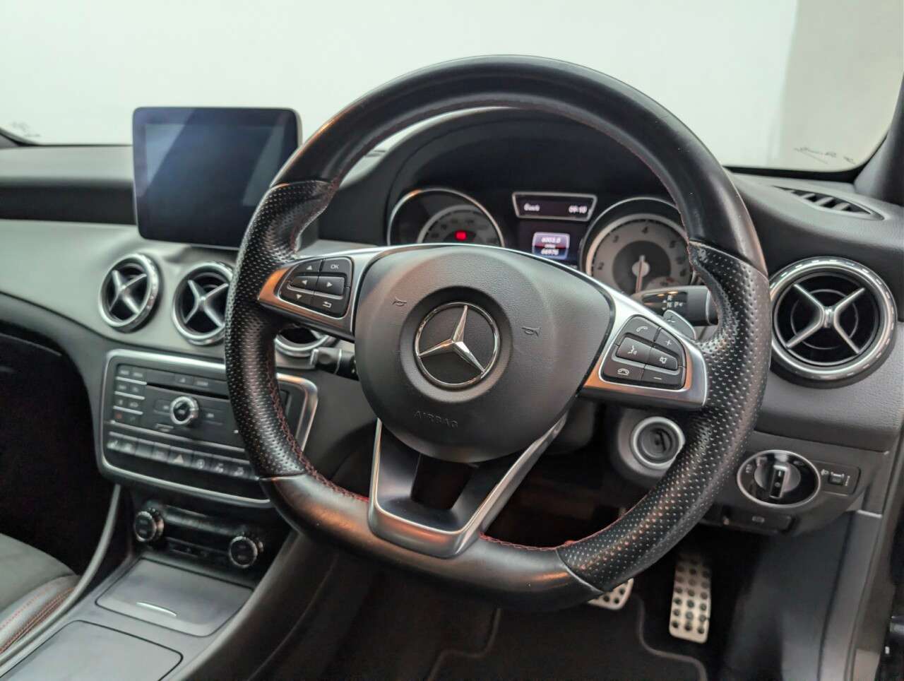 2017 MERCEDES-BENZ 180 2017 MERCEDES-BENZ 180