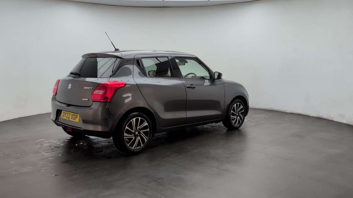 Check out this Suzuki Swift 2022 Hybrid Electric Manual