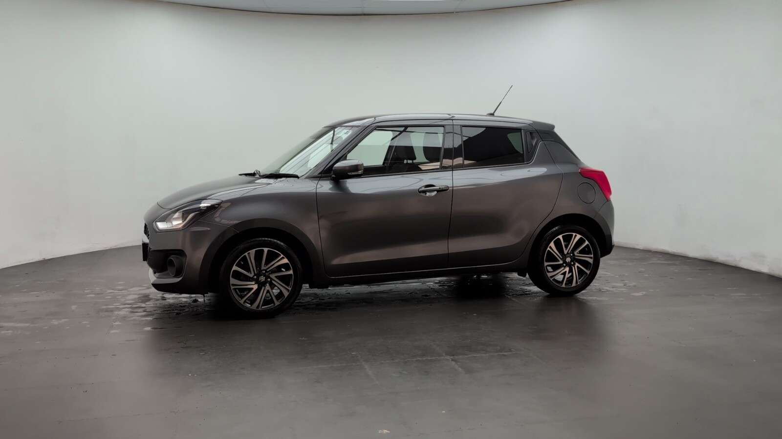 2022 SUZUKI SWIFT 2022 SUZUKI SWIFT