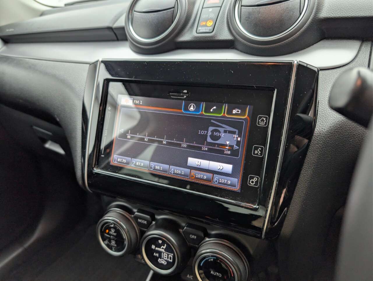 2022 SUZUKI SWIFT 2022 SUZUKI SWIFT