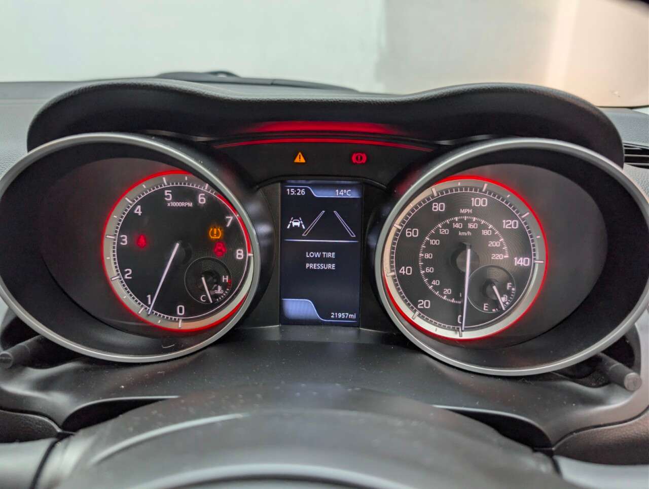 2022 SUZUKI SWIFT 2022 SUZUKI SWIFT