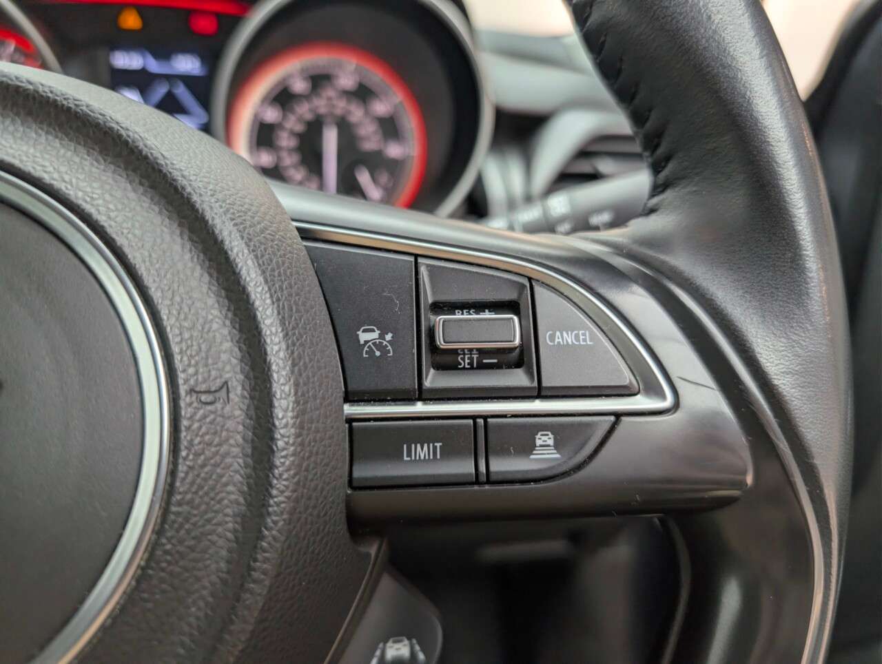 2022 SUZUKI SWIFT 2022 SUZUKI SWIFT