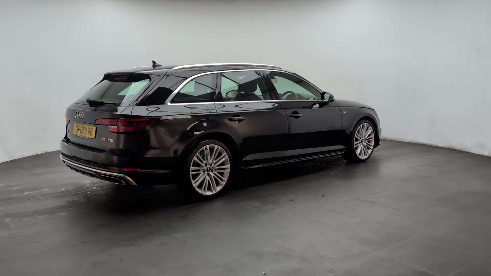 2019 AUDI A4 AVANT 2019 AUDI A4 AVANT