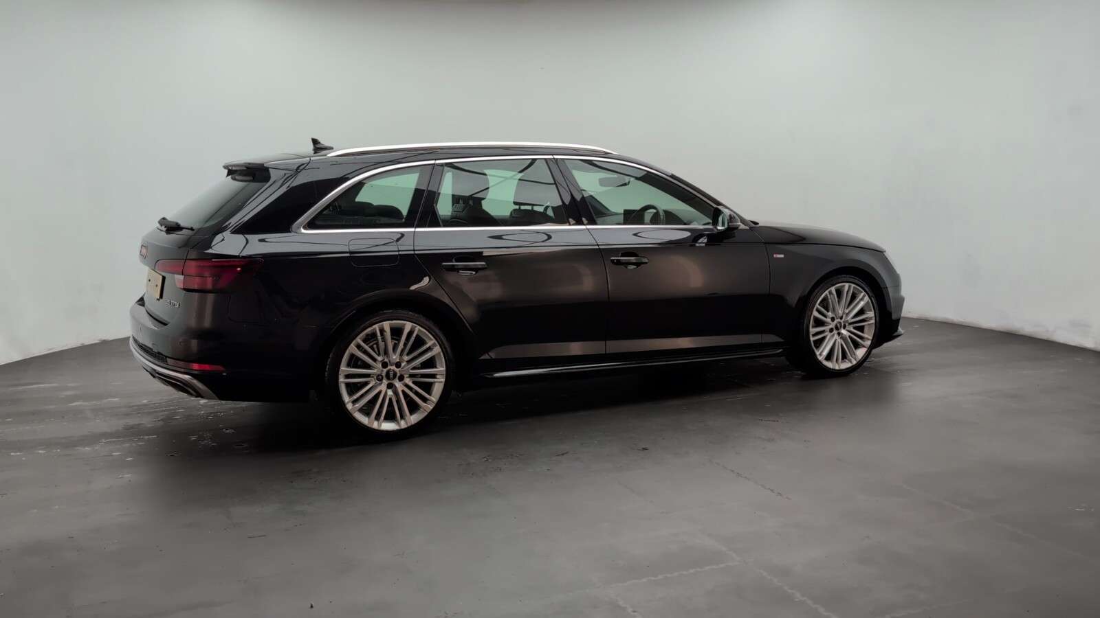 2019 AUDI A4 AVANT 2019 AUDI A4 AVANT