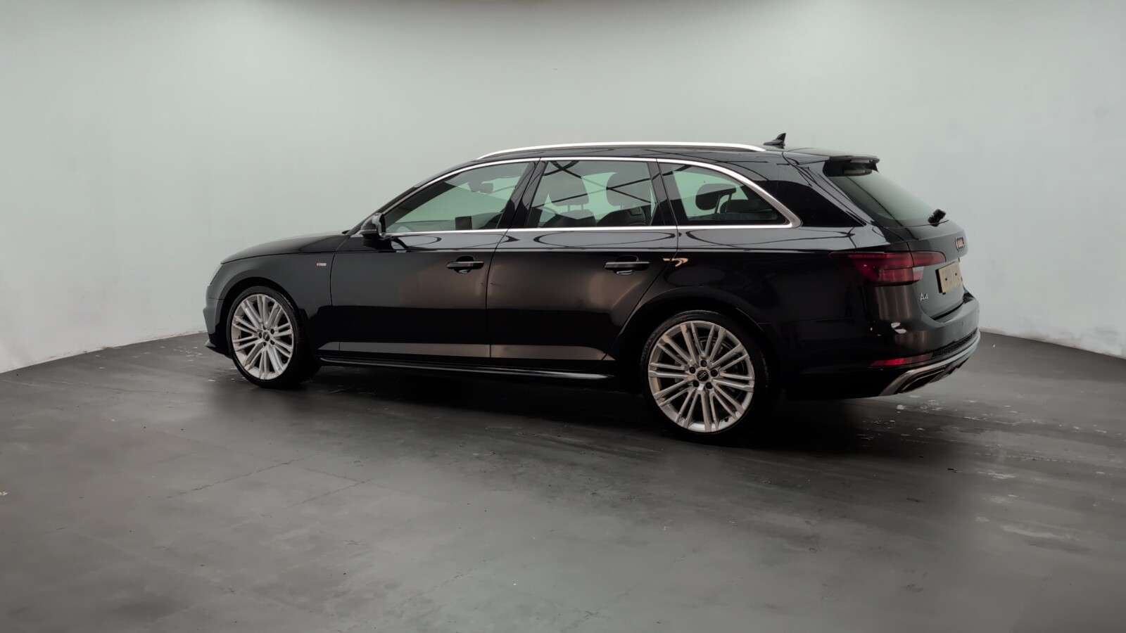 2019 AUDI A4 AVANT 2019 AUDI A4 AVANT