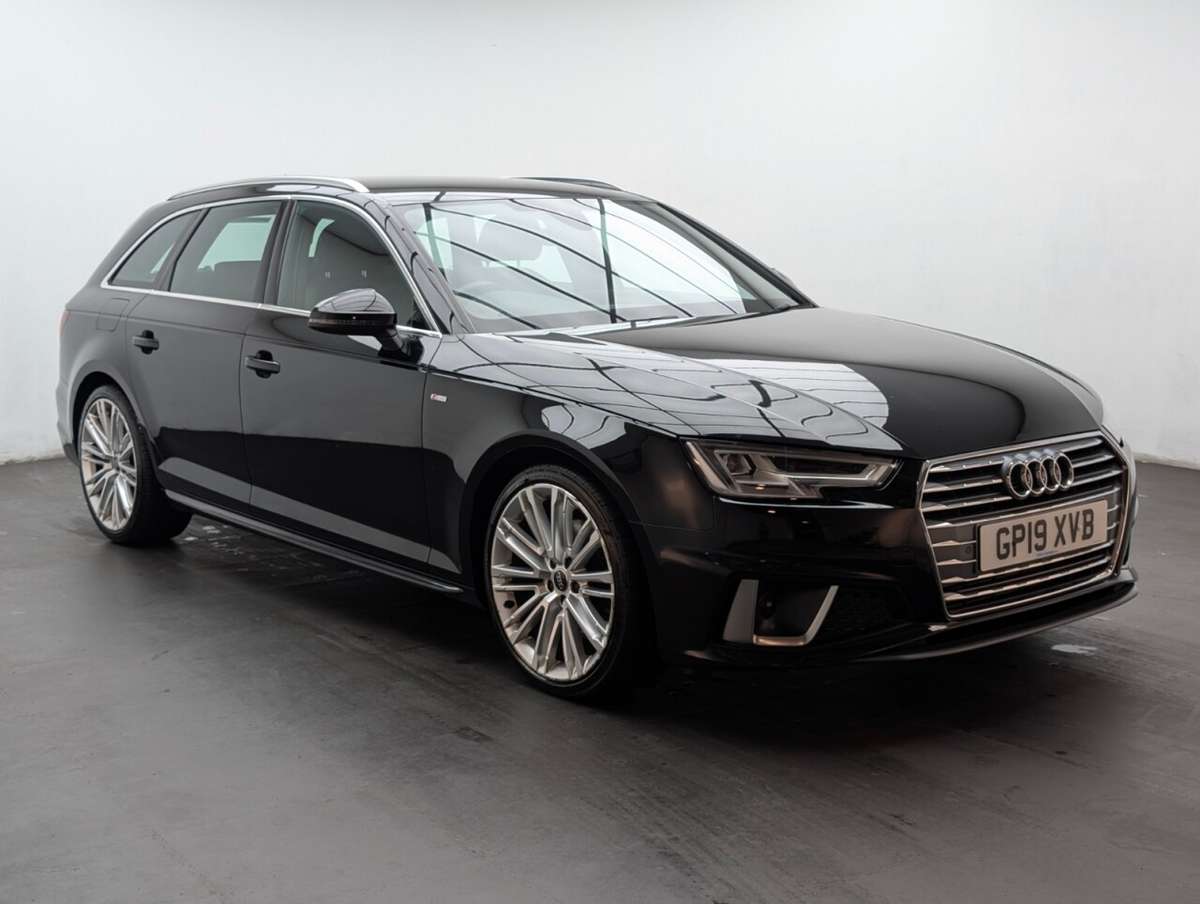 Check out this Audi A4 Avant 2019 Petrol Manual