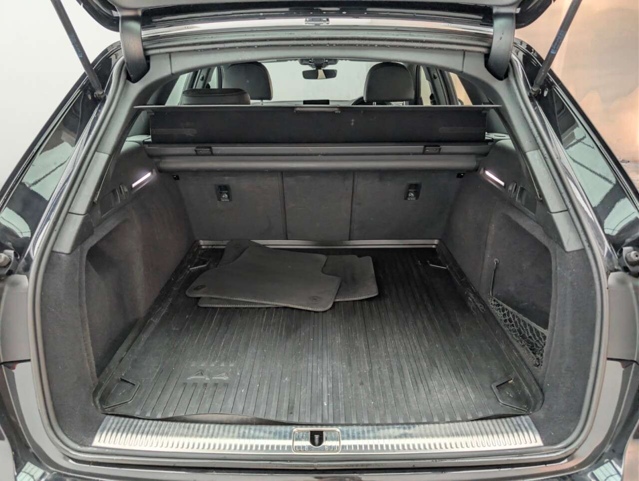 2019 AUDI A4 AVANT 2019 AUDI A4 AVANT