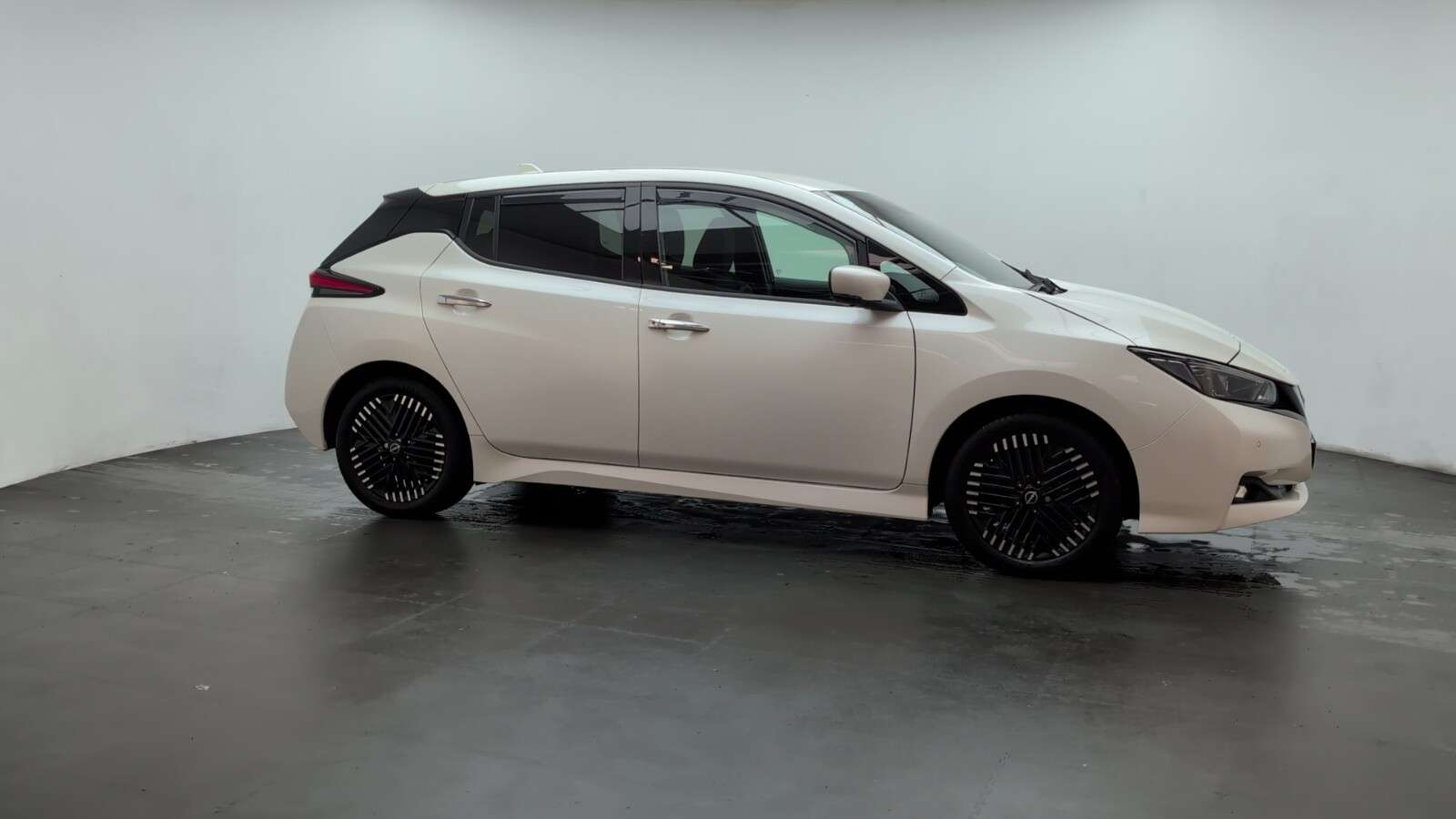 2023 NISSAN LEAF 2023 NISSAN LEAF