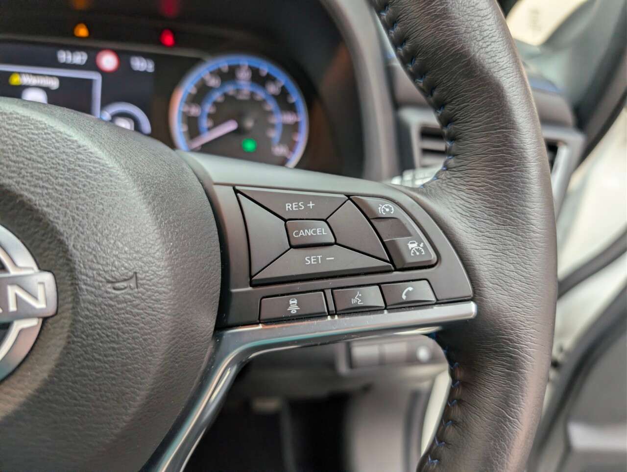 2023 NISSAN LEAF 2023 NISSAN LEAF