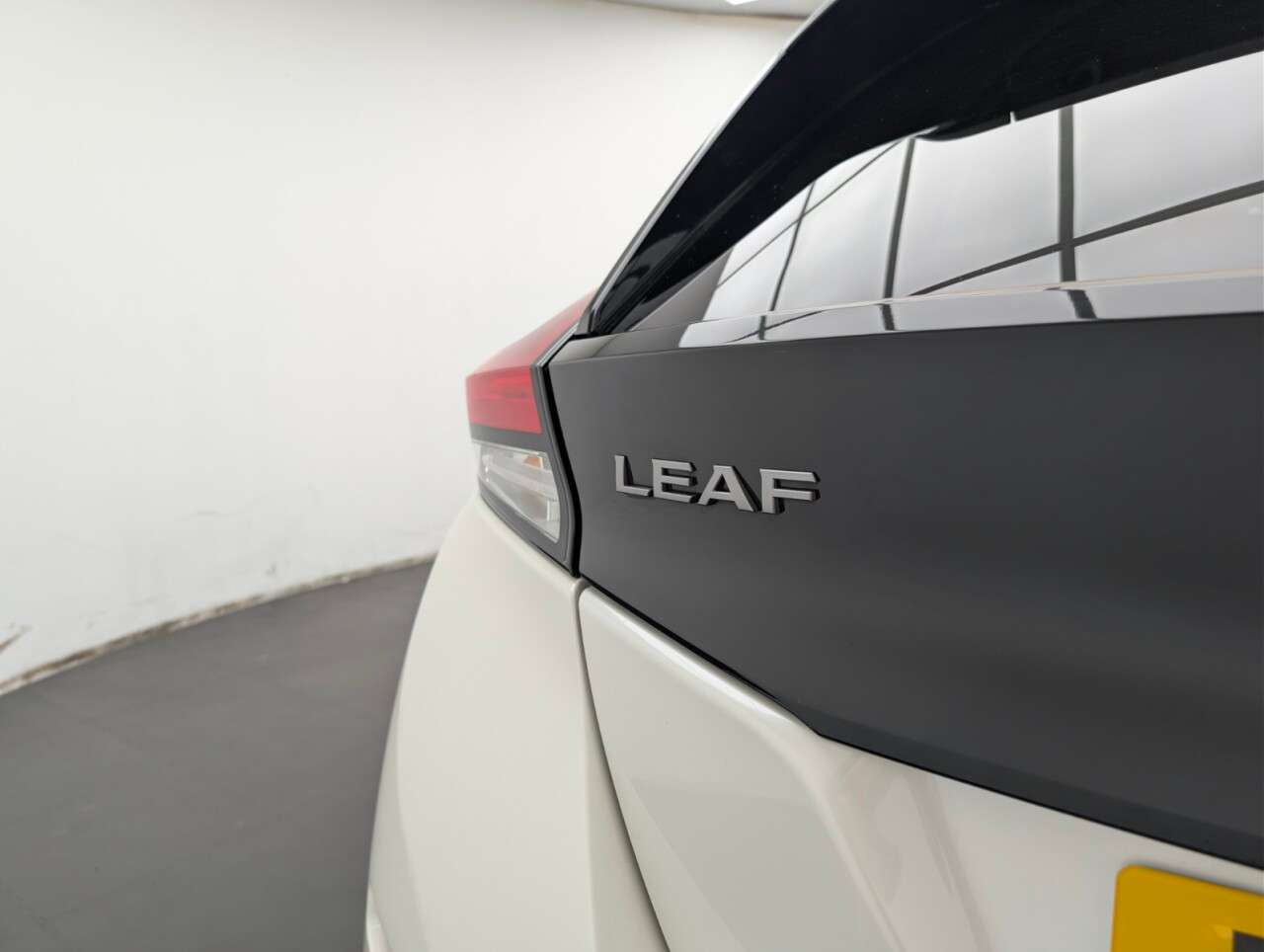 2023 NISSAN LEAF 2023 NISSAN LEAF