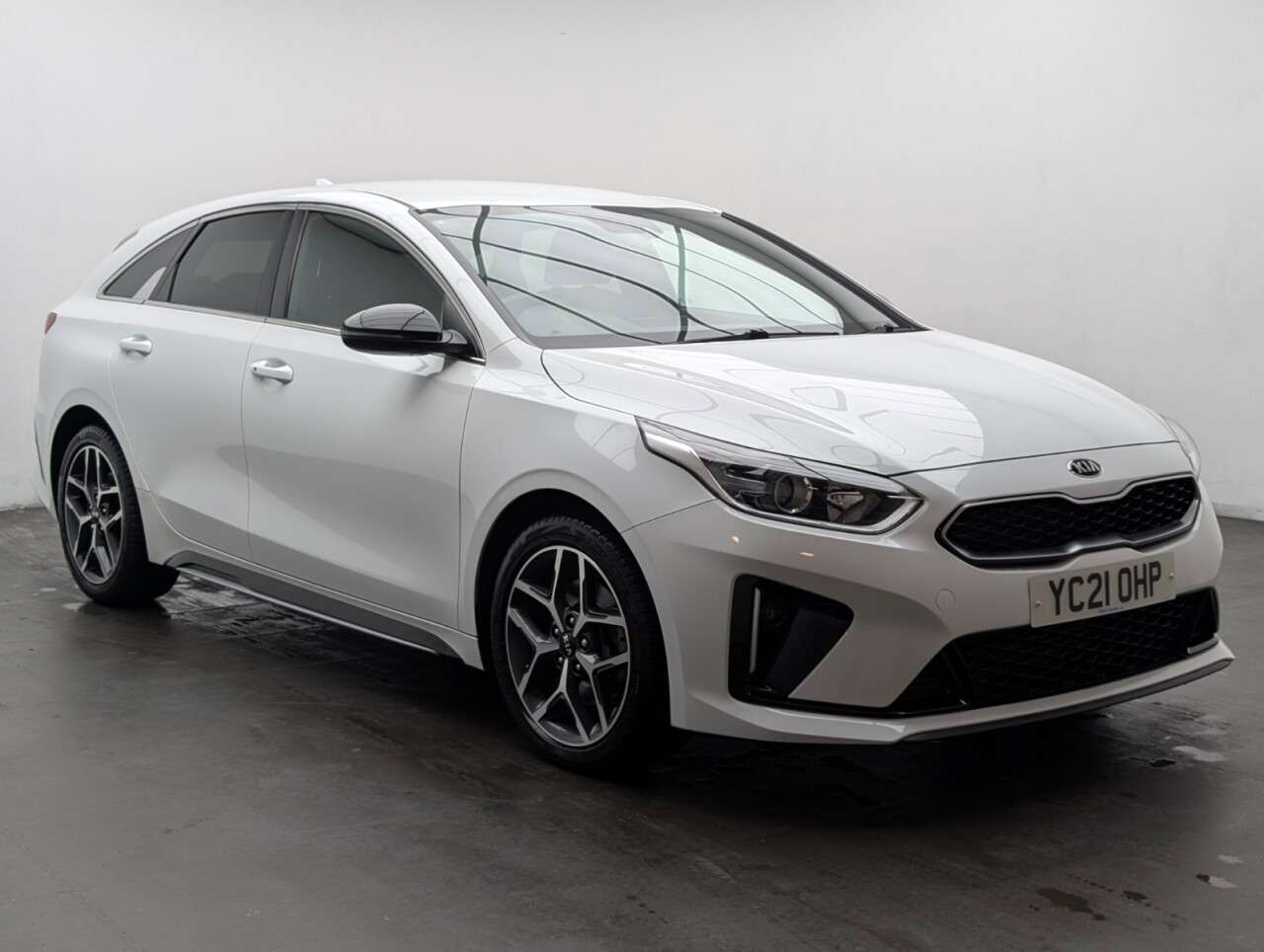 2021 KIA PROCEED 2021 KIA PROCEED