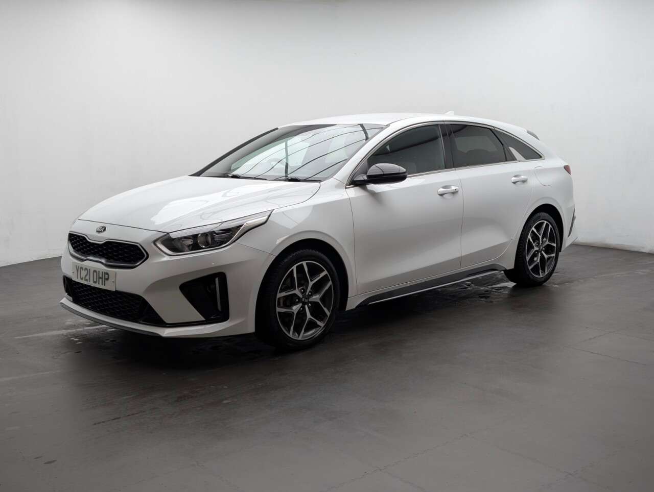 2021 KIA PROCEED 2021 KIA PROCEED