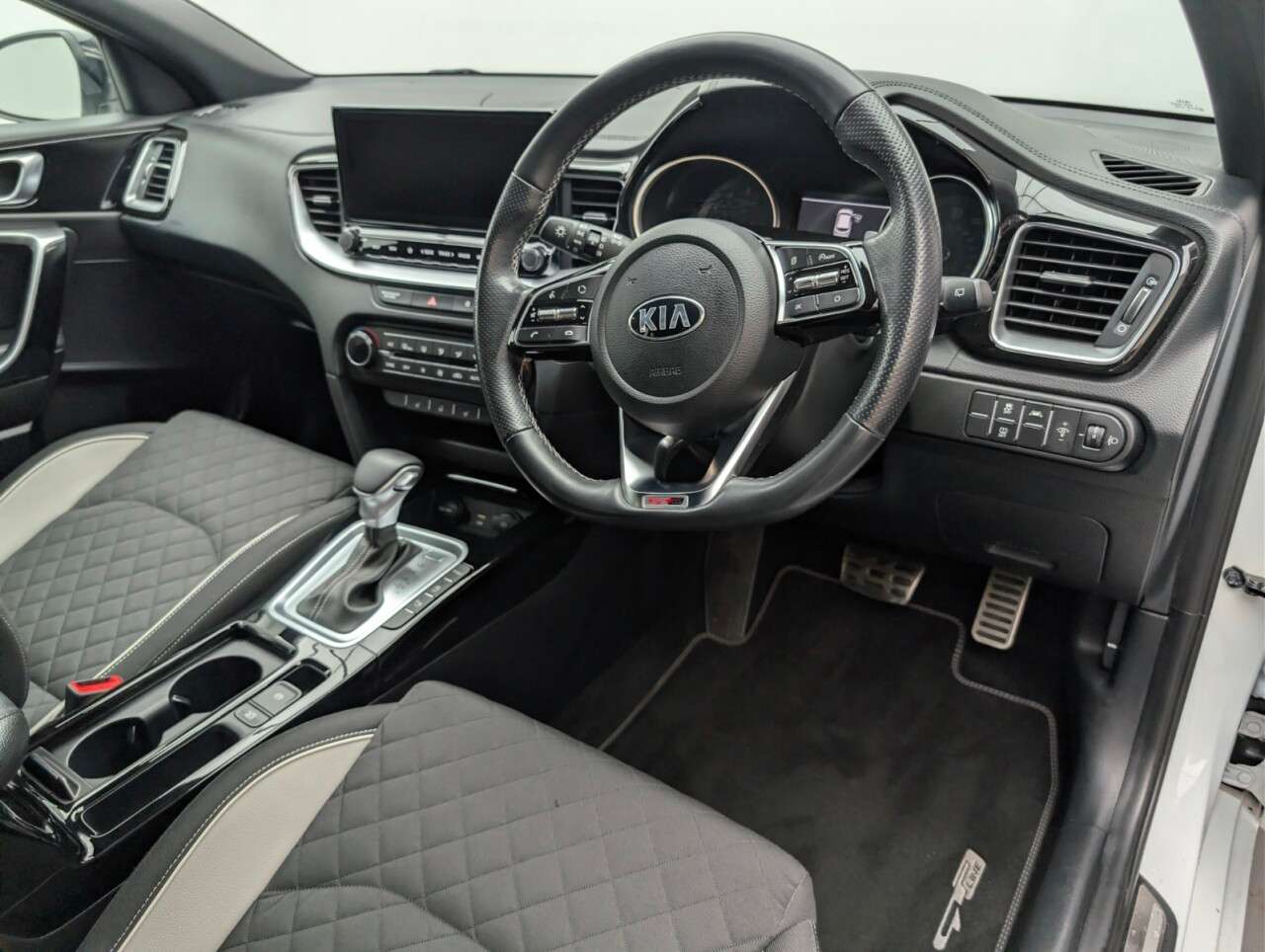 2021 KIA PROCEED 2021 KIA PROCEED