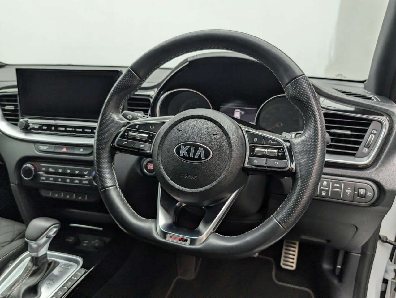 2021 KIA PROCEED 2021 KIA PROCEED