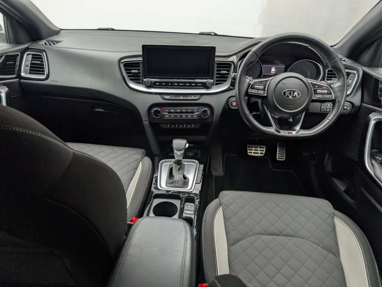 2021 KIA PROCEED 2021 KIA PROCEED