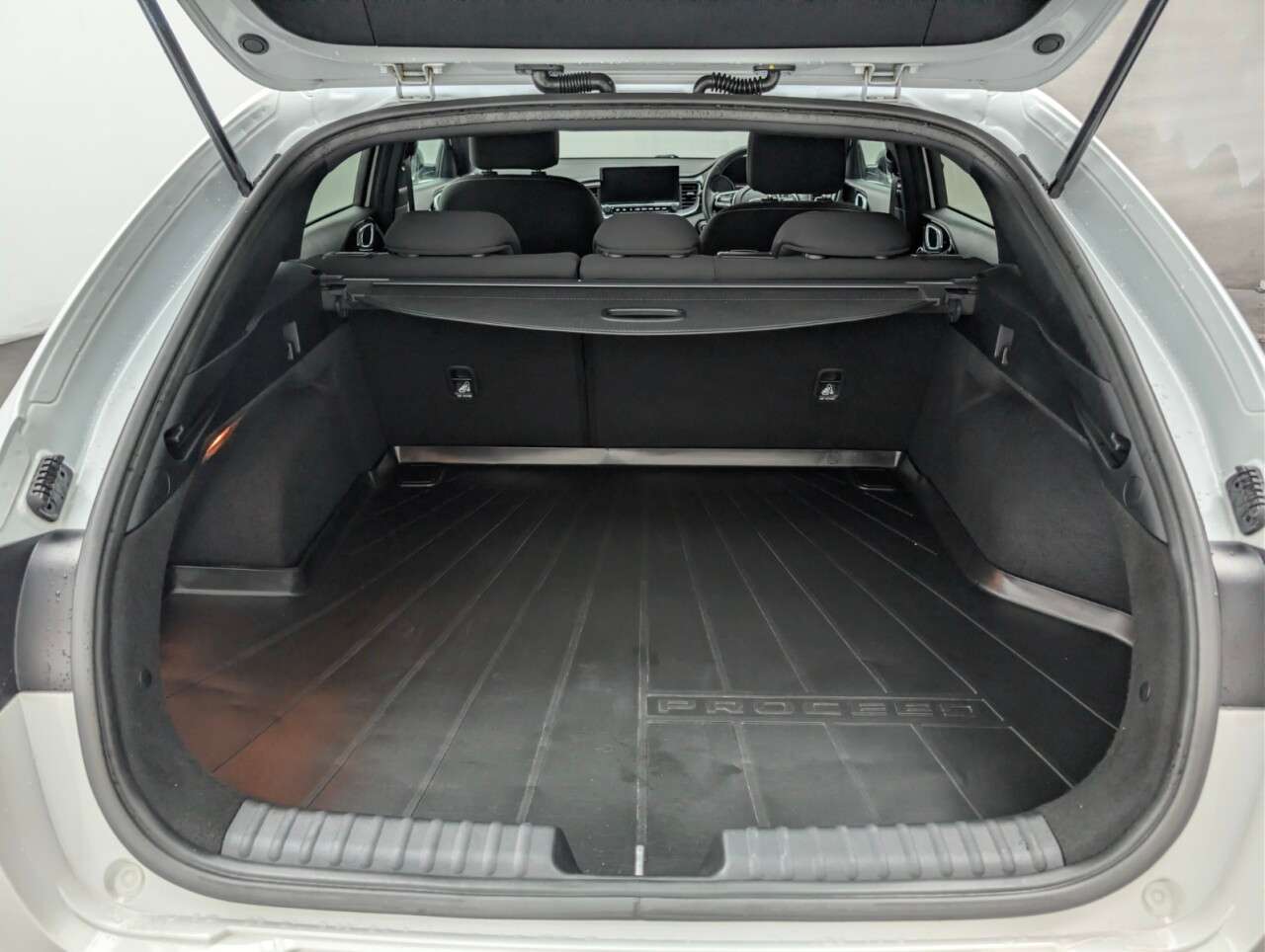 2021 KIA PROCEED 2021 KIA PROCEED