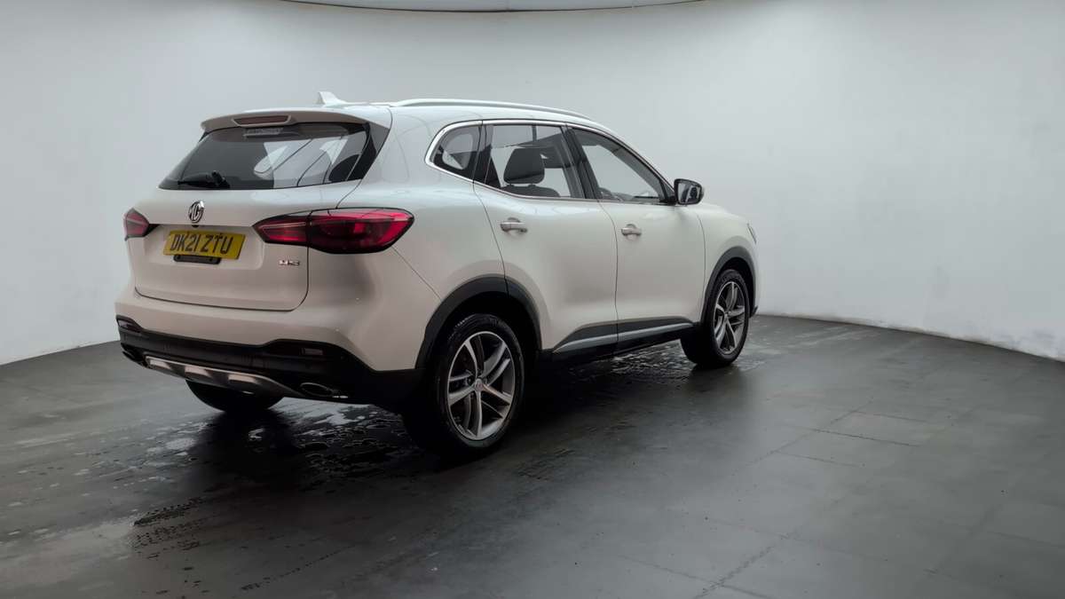 Check out this Mg Mg Hs 2021 Petrol Automatic