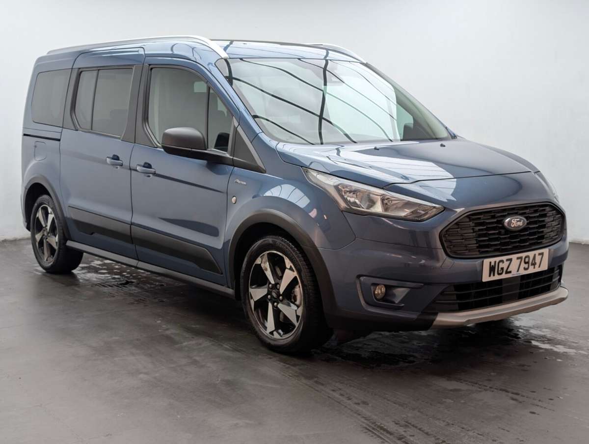 Check out this Ford Grand Tourneo Connect 2022 Diesel Automatic