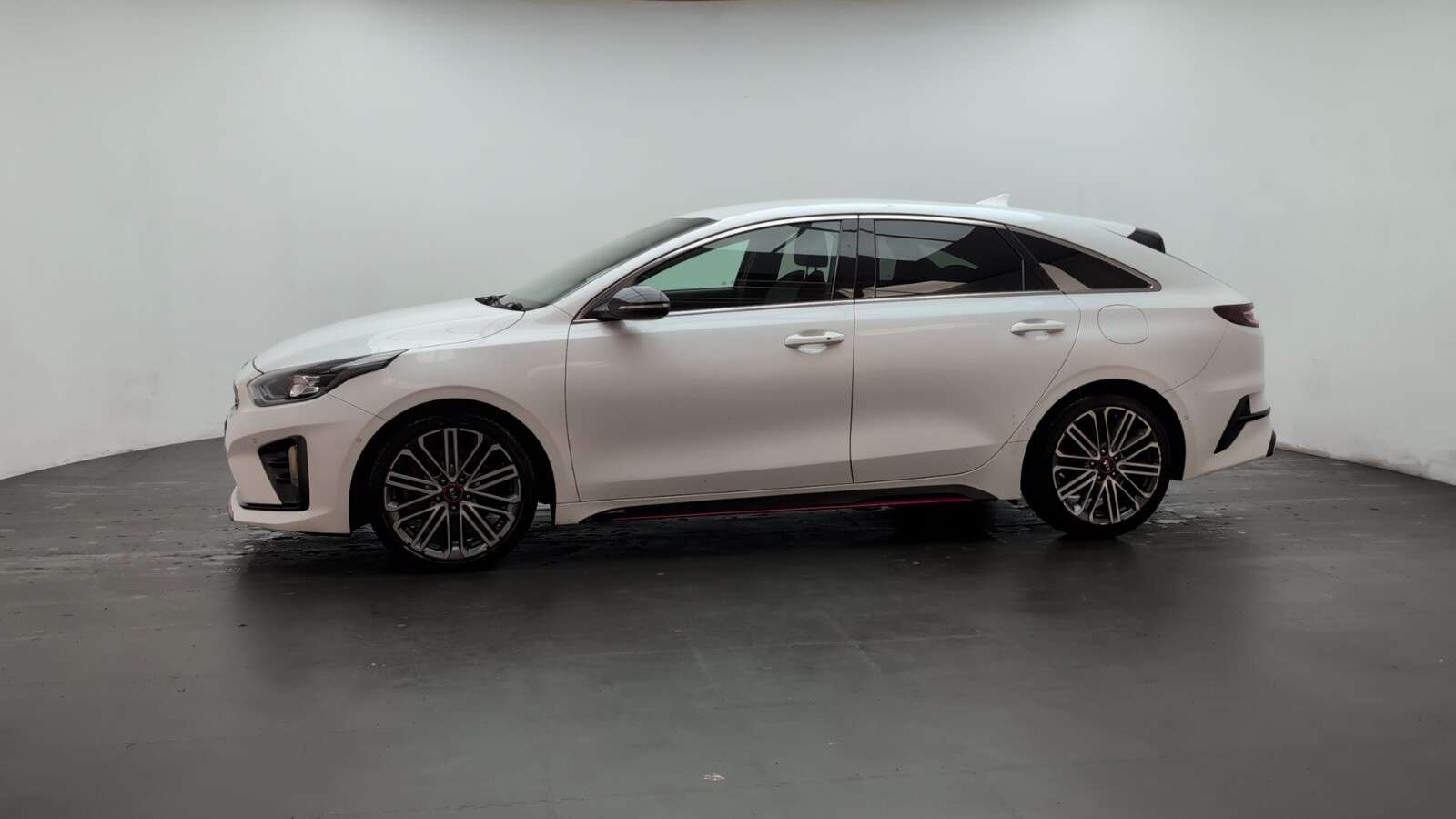 2019 KIA PROCEED 2019 KIA PROCEED