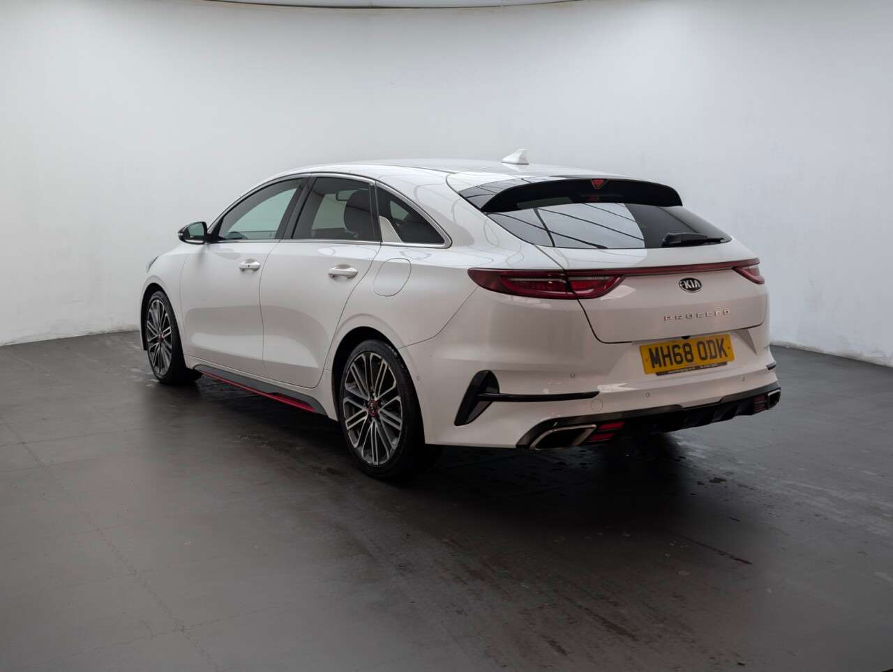 2019 KIA PROCEED 2019 KIA PROCEED