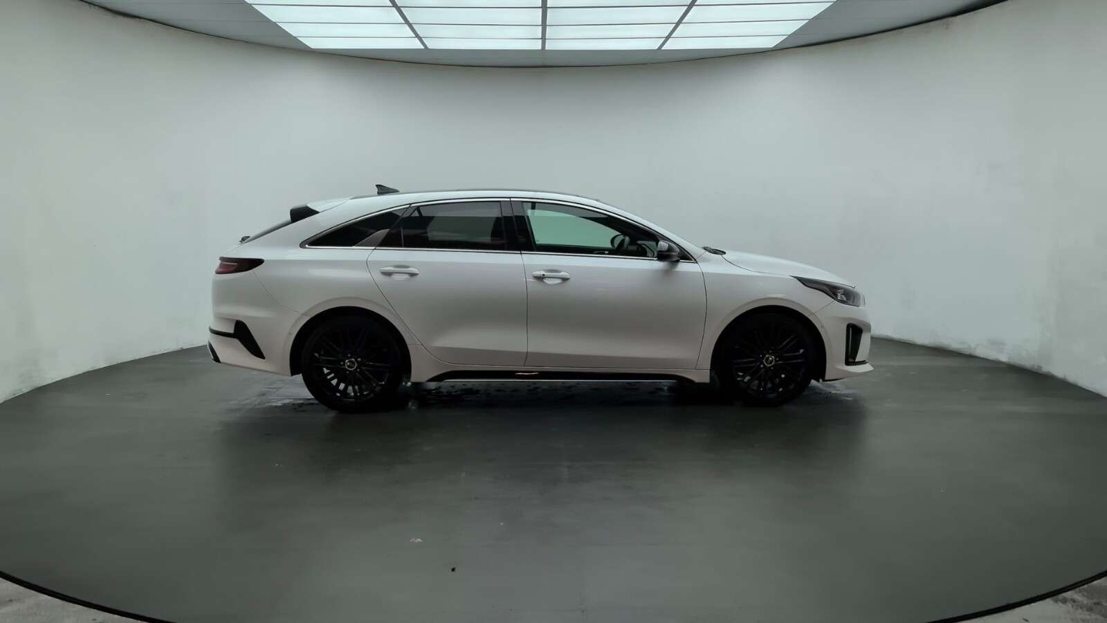 2021 KIA PROCEED 2021 KIA PROCEED