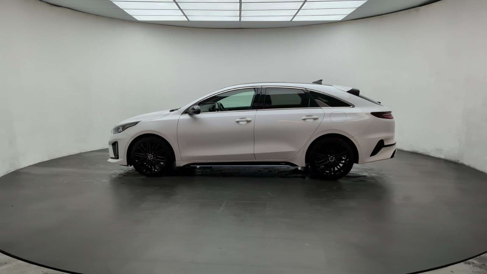 2021 KIA PROCEED 2021 KIA PROCEED