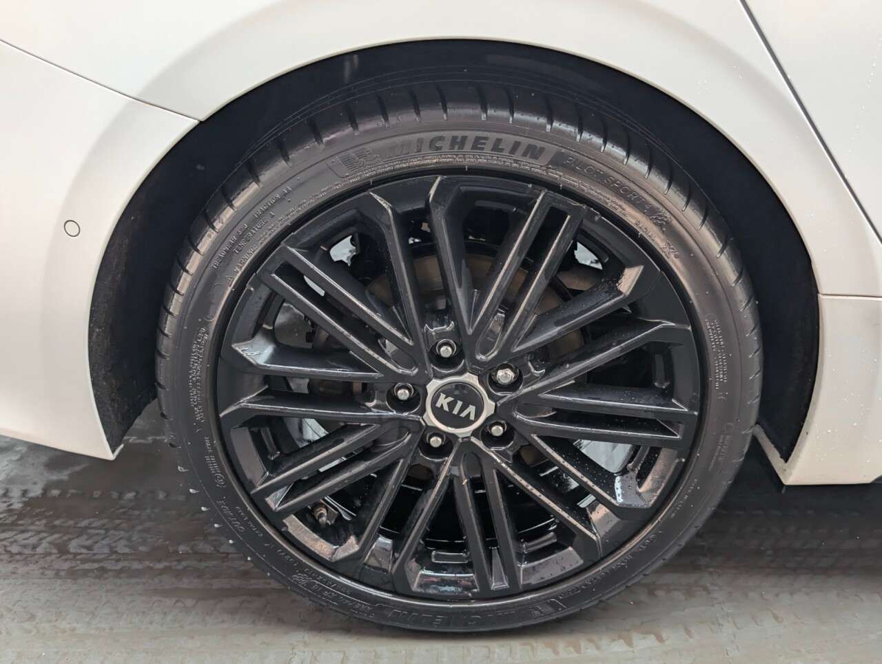 2021 KIA PROCEED 2021 KIA PROCEED