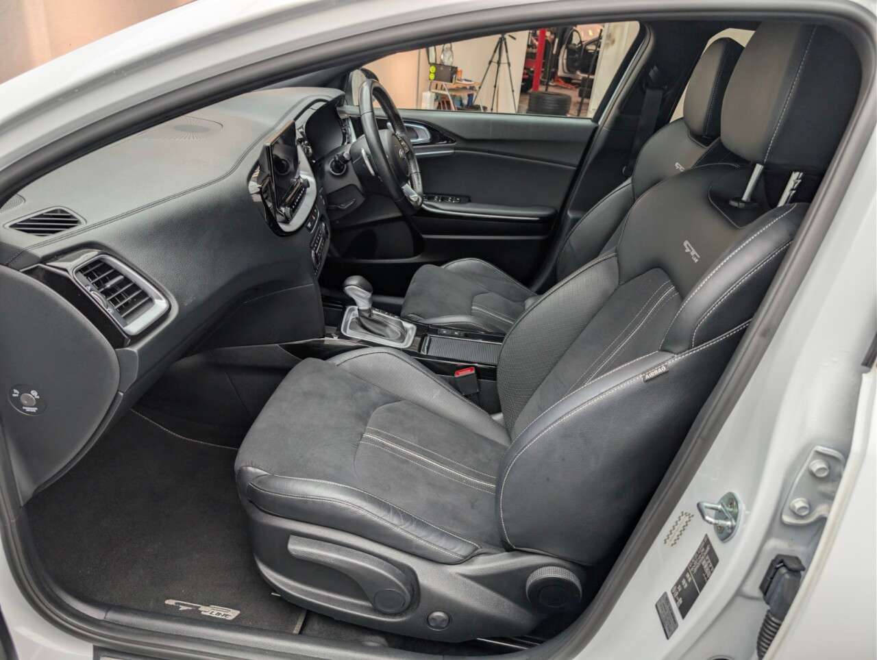 2021 KIA PROCEED 2021 KIA PROCEED