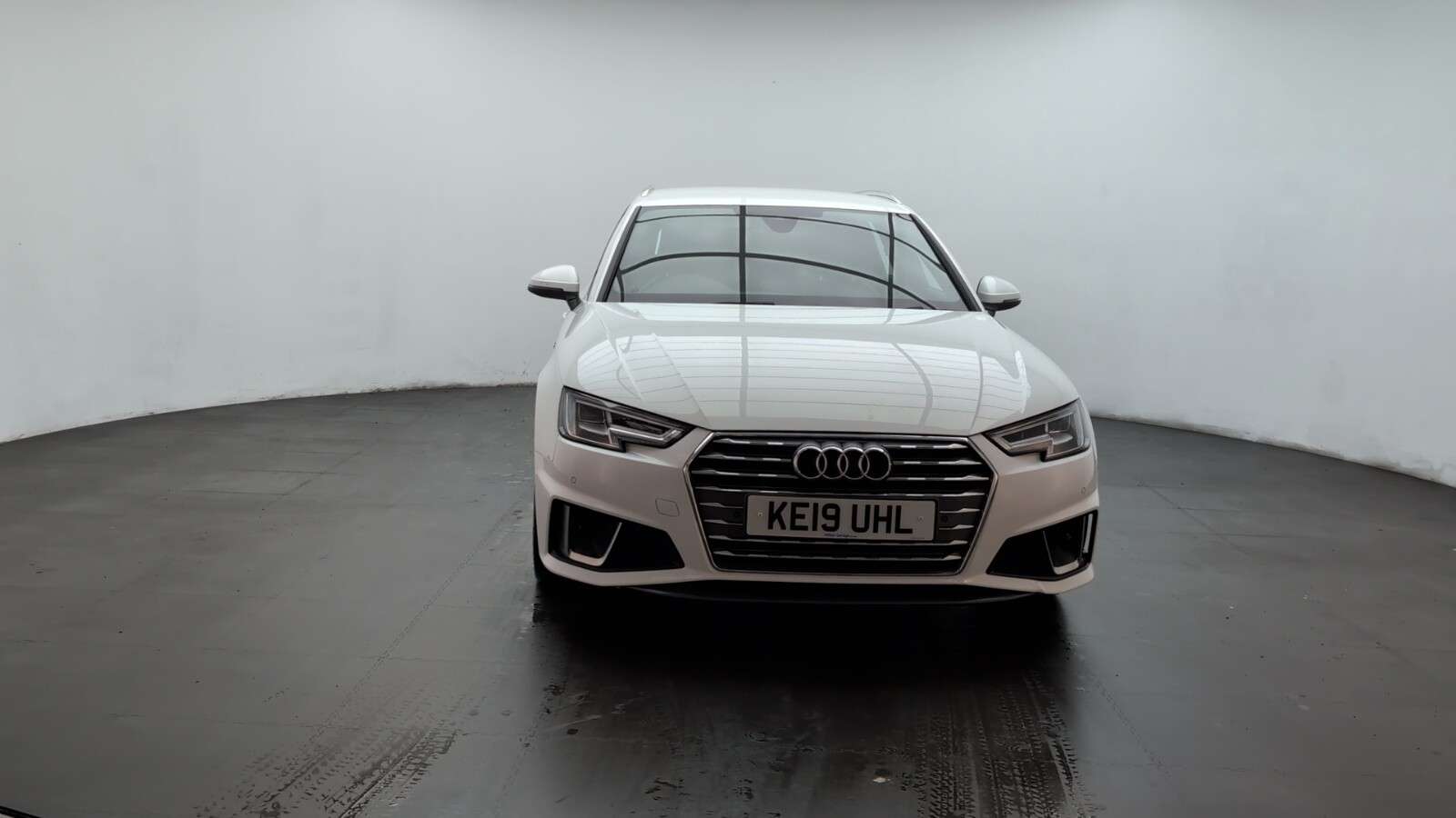 2019 AUDI A4 AVANT 2019 AUDI A4 AVANT
