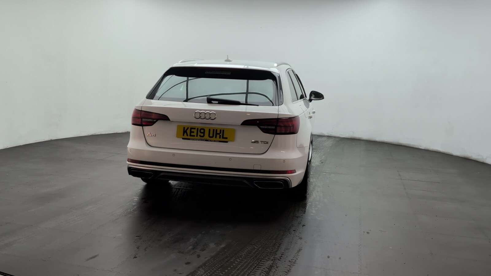 2019 AUDI A4 AVANT 2019 AUDI A4 AVANT