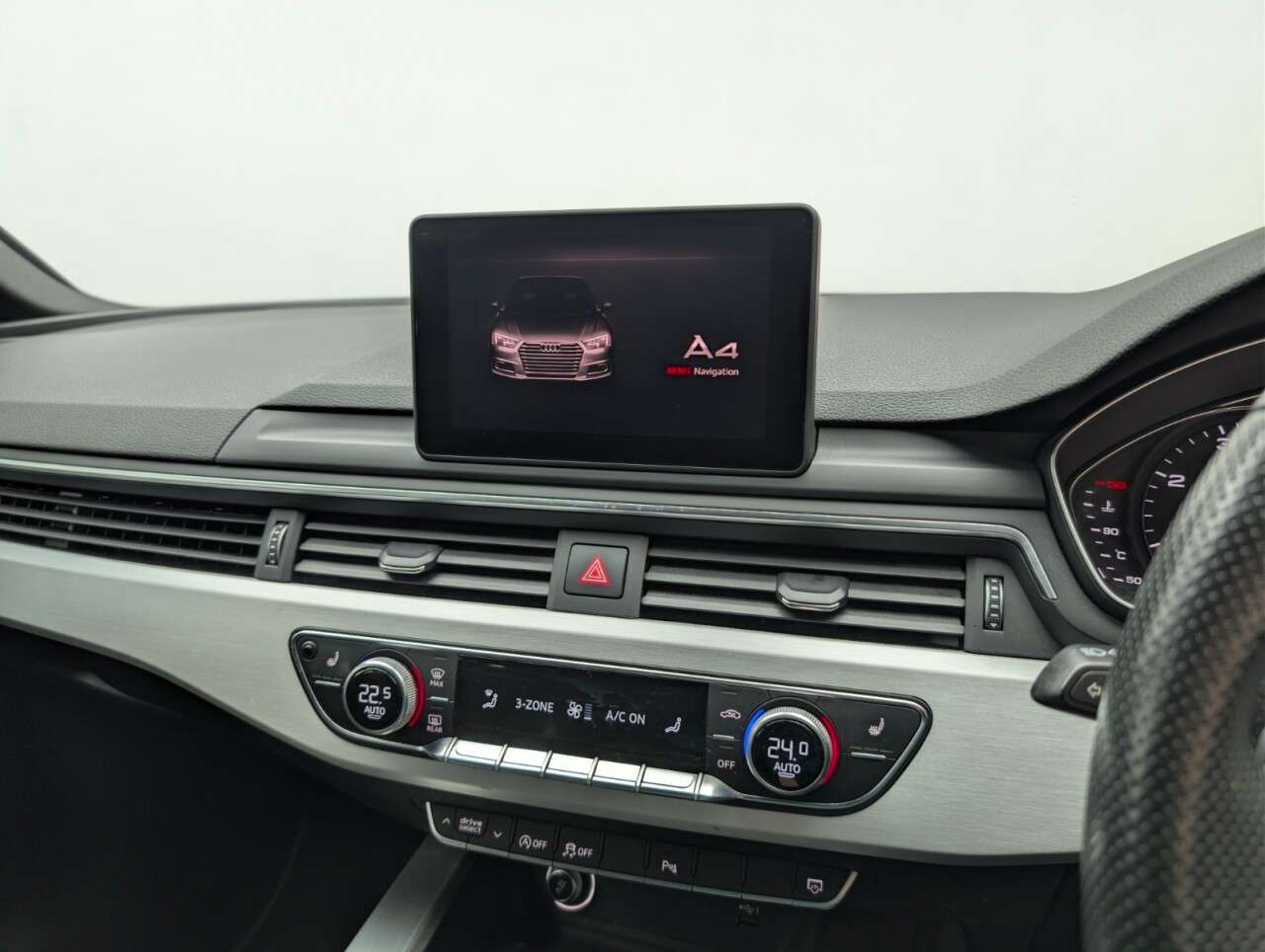 2019 AUDI A4 AVANT 2019 AUDI A4 AVANT