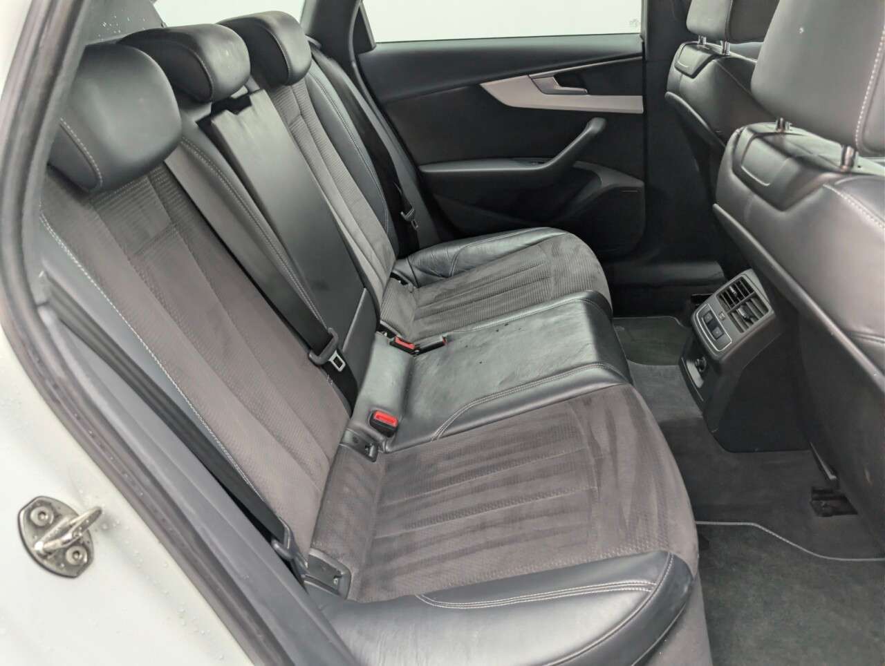 2019 AUDI A4 AVANT 2019 AUDI A4 AVANT