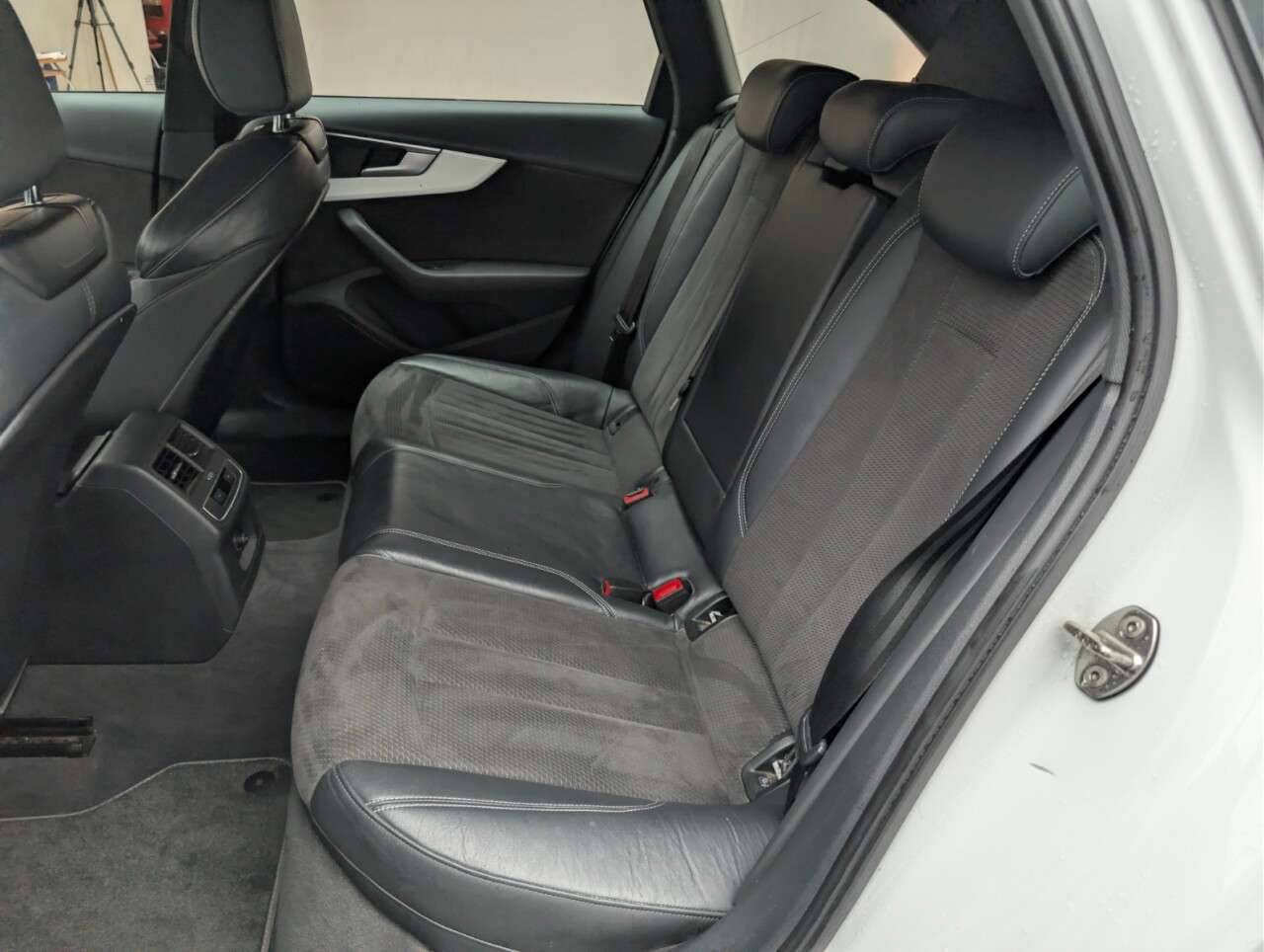 2019 AUDI A4 AVANT 2019 AUDI A4 AVANT