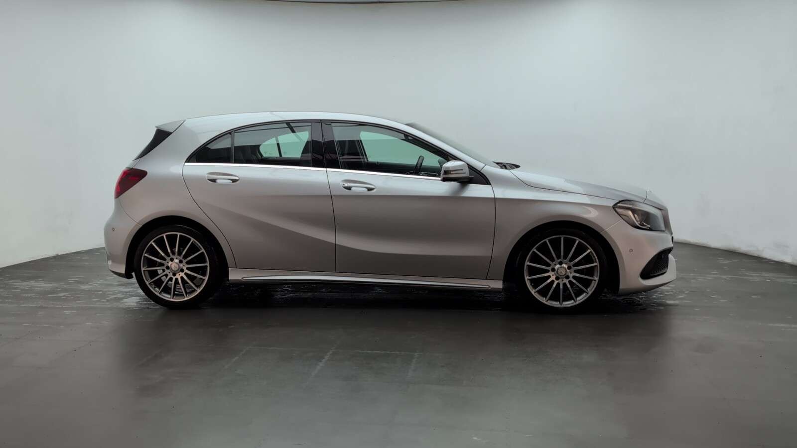 2016 MERCEDES-BENZ A CLASS 2016 MERCEDES-BENZ A CLASS